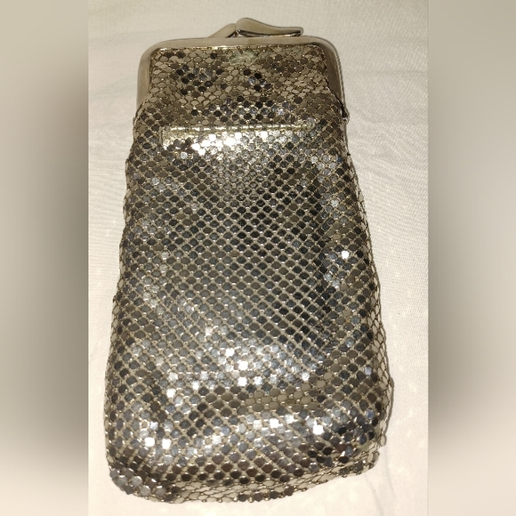 Whiting & Davis Vintage Cigarette/ Sunglasses Holder - Picture 2 of 3